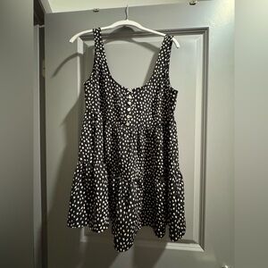 Urban Outfitters Black and White Buttoned Blouse
